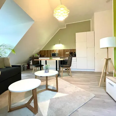 Apartment Zschachwitz In Dresden - Ruhige Lage, Modern, Gute Anbindung! *