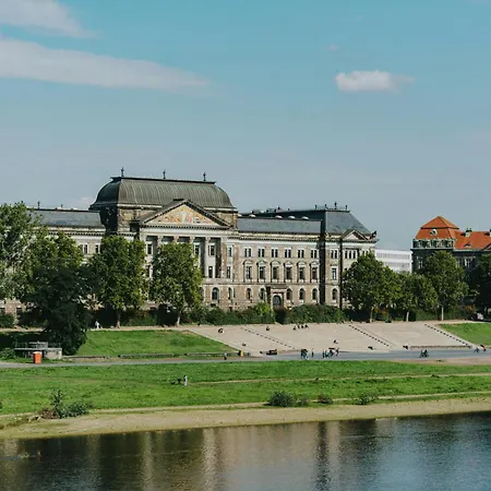 Daire Zschachwitz In - Ruhige Lage, Modern, Gute Anbindung!