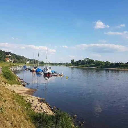 Apartment Zschachwitz In Dresden - Ruhige Lage, Modern, Gute Anbindung! Appartement Dresden