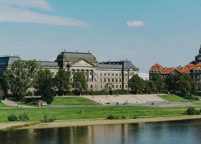 Daire Zschachwitz In - Ruhige Lage, Modern, Gute Anbindung!