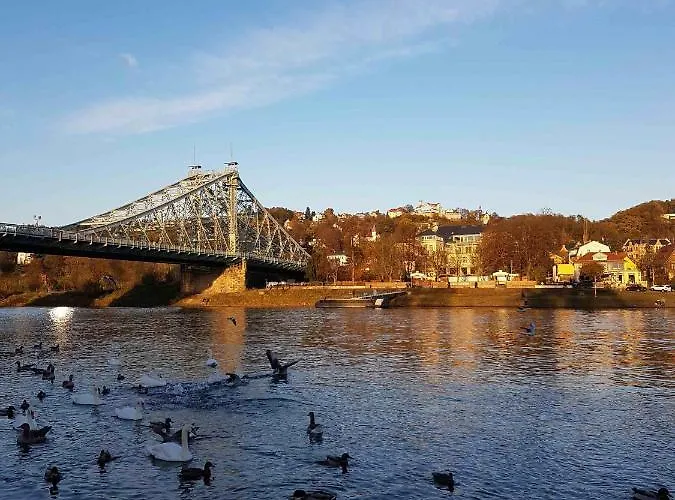 Zschachwitz In - Ruhige Lage, Modern, Gute Anbindung! Daire *